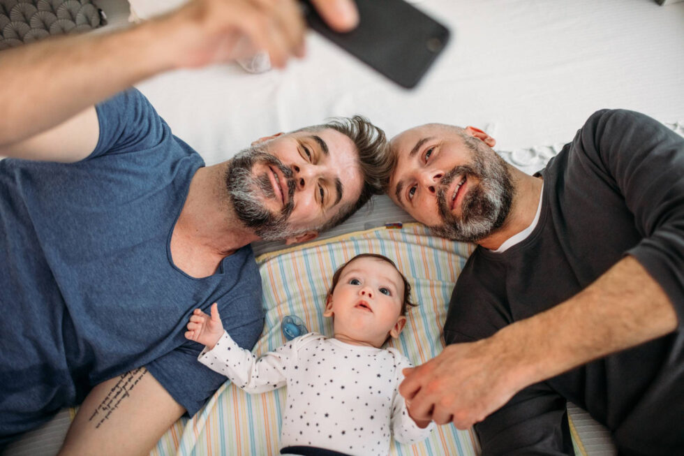 Casais homoafetivos masculinos e suas famílias Casais homoafetivos masculinos e suas famílias